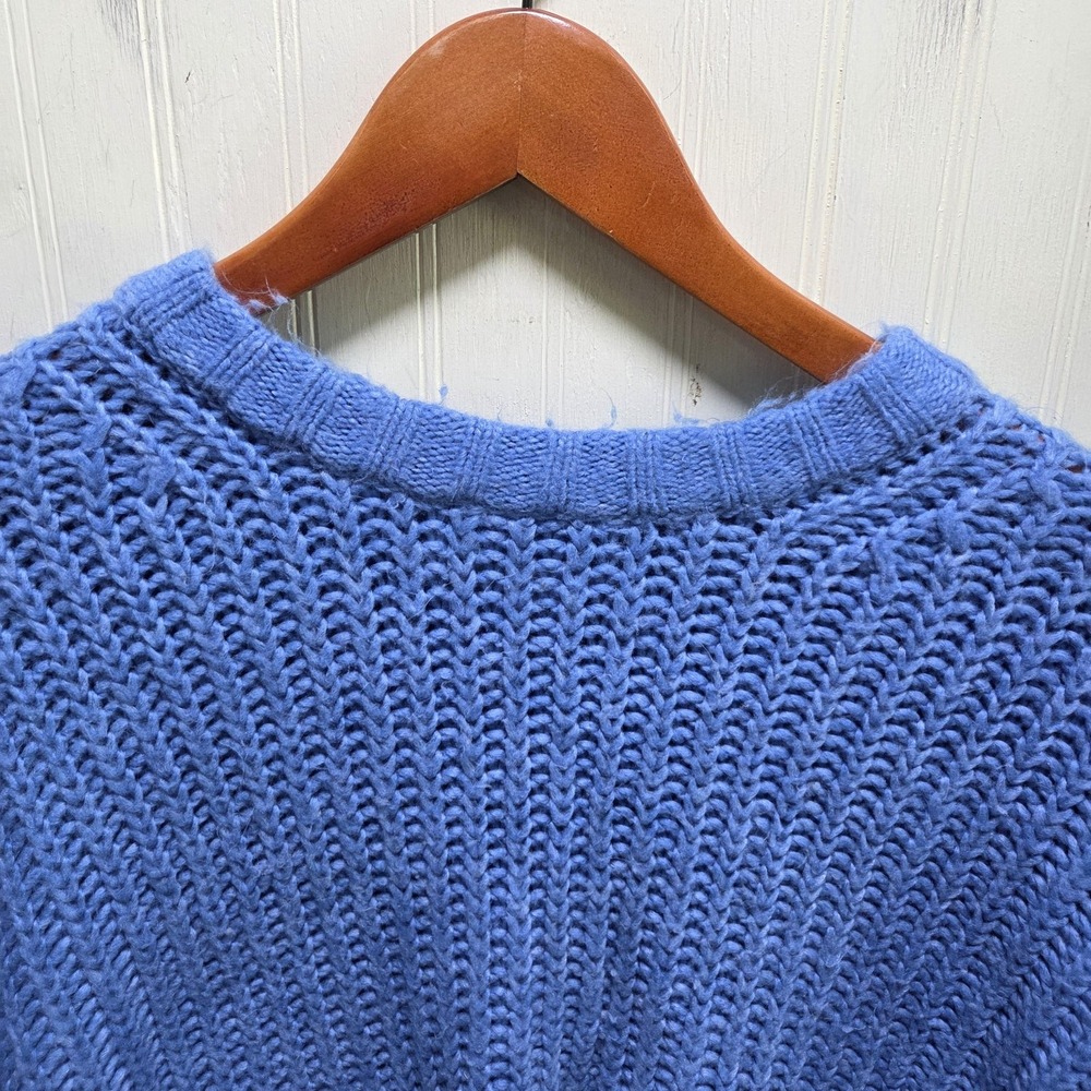 American Eagle Sweater Womens Large Blue‎ Crew Neck Chunky Knit Pullover Cozy